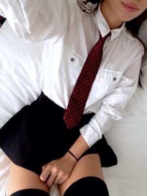 Catalina rios Damas de compa&ntilde;ia en Chile, escort o acompa&ntilde;antes femeninas en Santiago |  Hola soy catalina de 19 a&ntildeos dispuesta a complacerte,  en la cama caliente degenerada