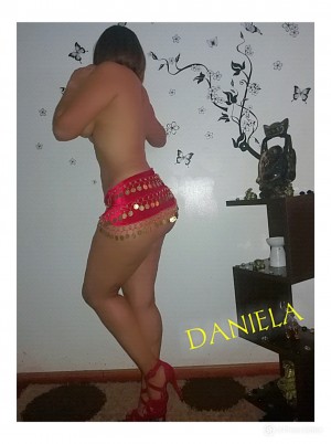 Daniela Damas de compa&ntilde;ia en Chile, escort o acompa&ntilde;antes femeninas en Santiago |  Exclusivos y excitantes masajes al desnudo con final feliz huerfanos 1055 226966652, Masajes para varones aryana 226966652 huerfanos 1055